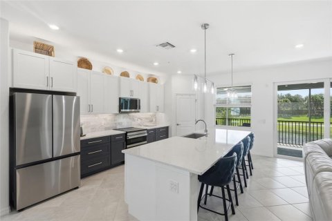 Copropriété à vendre à Punta Gorda, Floride: 3 chambres, 196.02 m2 № 2199460 - photo 5
