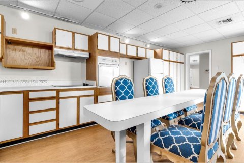 Condominio en alquiler en Homestead, Florida, 2 dormitorios, 307.69 m2 № 2030622 - foto 6