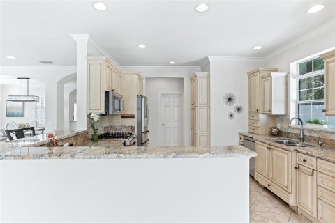 House in Belleair, Florida 3 bedrooms, 285.4 sq.m. № 1805384 - photo 15