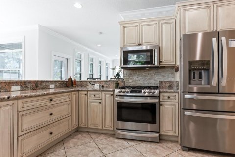 House in Belleair, Florida 3 bedrooms, 285.4 sq.m. № 1805384 - photo 10