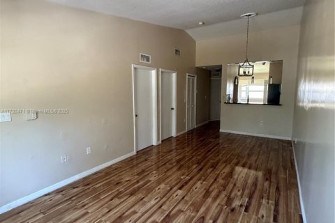 Copropriété à louer à Homestead, Floride: 2 chambres, 75.72 m2 № 1696413 - photo 6