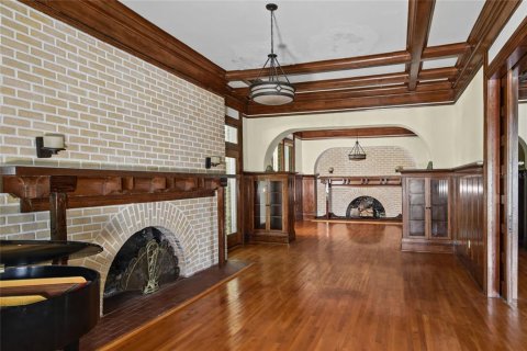 House in Lakeland, Florida 7 bedrooms, 621.14 sq.m. № 2396801 - photo 9