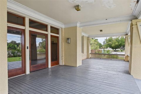 House in Lakeland, Florida 7 bedrooms, 621.14 sq.m. № 2396801 - photo 4