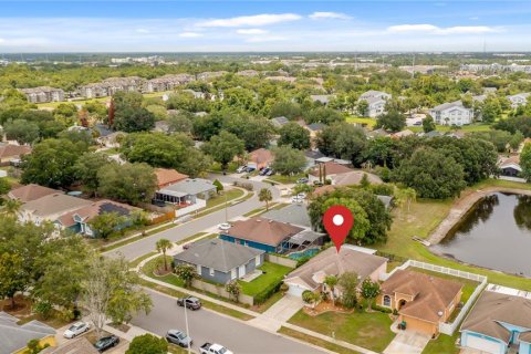 House in Orlando, Florida 4 bedrooms, 170.2 sq.m. № 2152071 - photo 7