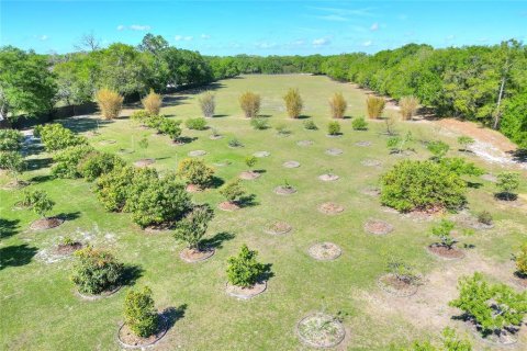 House in Mulberry, Florida 3 bedrooms, 127.83 sq.m. № 1919349 - photo 27