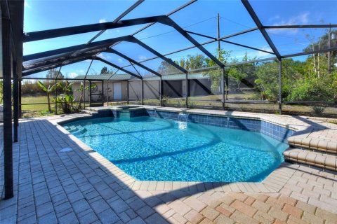 House in Mulberry, Florida 3 bedrooms, 127.83 sq.m. № 1919349 - photo 13