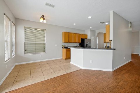 House in Winter Garden, Florida 4 bedrooms, 252.42 sq.m. № 1656930 - photo 14