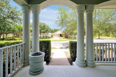 House in Winter Garden, Florida 4 bedrooms, 252.42 sq.m. № 1656930 - photo 3