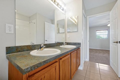 House in Winter Garden, Florida 4 bedrooms, 252.42 sq.m. № 1656930 - photo 28