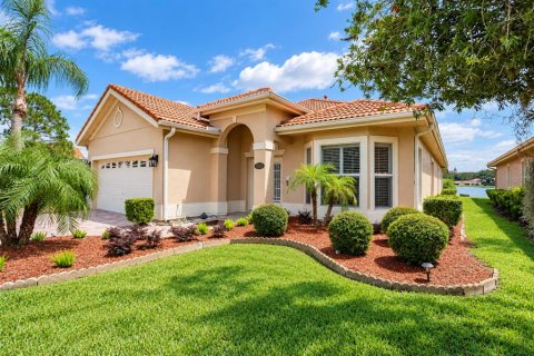 Villa ou maison à vendre à Orlando, Floride: 3 chambres, 222.22 m2 № 2358363 - photo 2