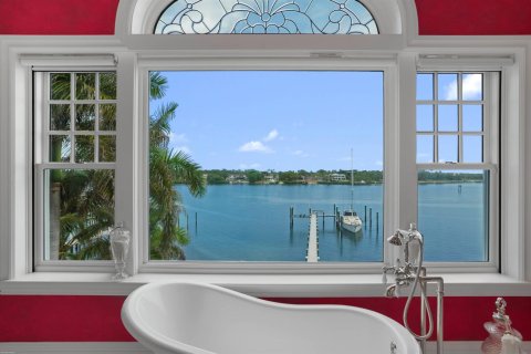 Villa ou maison à vendre à Tequesta, Floride: 8 chambres, 1498.89 m2 № 2356915 - photo 30