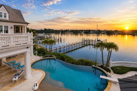 Villa ou maison à vendre à Tequesta, Floride: 8 chambres, 1498.89 m2 № 2356915 - photo 7