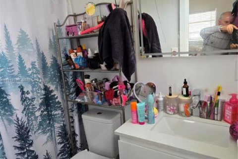 Снять в аренду виллу или дом в Майами, Флорида 3 спальни, 145.48м2, № 2005224 - фото 18