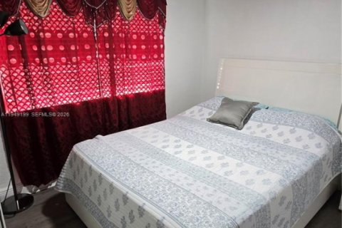 Снять в аренду виллу или дом в Майами, Флорида 3 спальни, 145.48м2, № 2005224 - фото 21