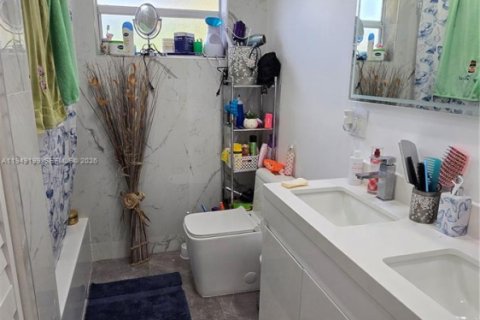 Снять в аренду виллу или дом в Майами, Флорида 3 спальни, 145.48м2, № 2005224 - фото 15