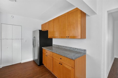 Купить виллу или дом в Майами, Флорида 3 спальни, 144.46м2, № 1972929 - фото 7