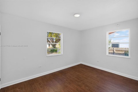 Купить виллу или дом в Майами, Флорида 3 спальни, 144.46м2, № 1972929 - фото 15