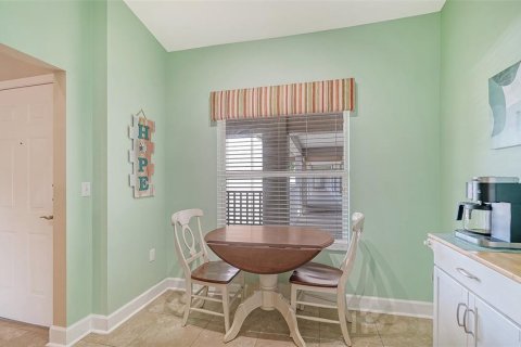 Copropriété à vendre à Sarasota, Floride: 2 chambres, 119.84 m2 № 2147438 - photo 8