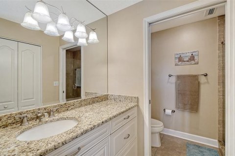 Copropriété à vendre à Sarasota, Floride: 2 chambres, 119.84 m2 № 2147438 - photo 17