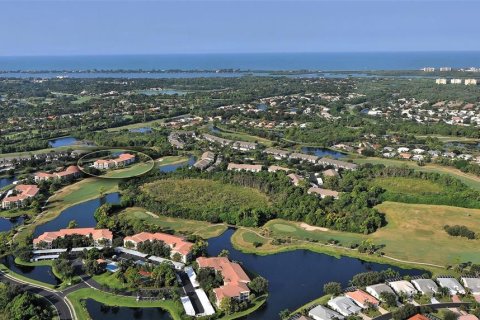 Copropriété à vendre à Sarasota, Floride: 2 chambres, 119.84 m2 № 2147438 - photo 2