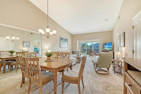 Copropriété à vendre à Sarasota, Floride: 2 chambres, 119.84 m2 № 2147438 - photo 10