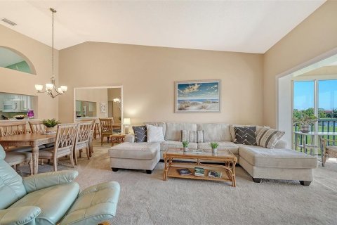 Copropriété à vendre à Sarasota, Floride: 2 chambres, 119.84 m2 № 2147438 - photo 12