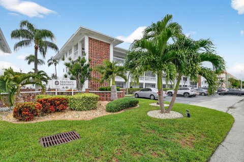 Condo in Fort Lauderdale, Florida, 1 bedroom  № 2401296 - photo 17