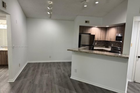 Condominio en Sunrise, Florida, 1 dormitorio  № 1952964