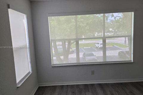 Condominio en venta en Sunrise, Florida, 1 dormitorio, 69.03 m2 № 1952964 - foto 15