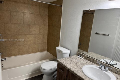 Condominio en venta en Sunrise, Florida, 1 dormitorio, 69.03 m2 № 1952964 - foto 13