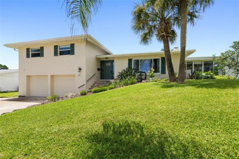 House in Ormond Beach, Florida 4 bedrooms, 276.11 sq.m. № 2304640