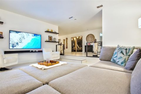 Casa en alquiler en Haines City, Florida, 5 dormitorios, 241.55 m2 № 1898823 - foto 9