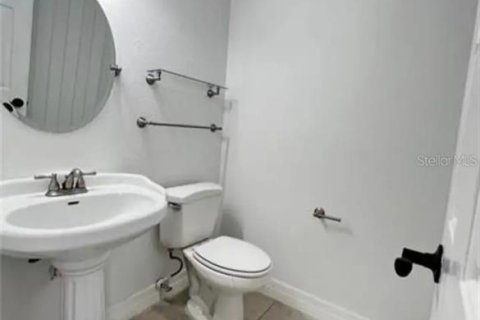 Townhouse in Orlando, Florida 2 bedrooms, 102.56 sq.m. № 1873080 - photo 11