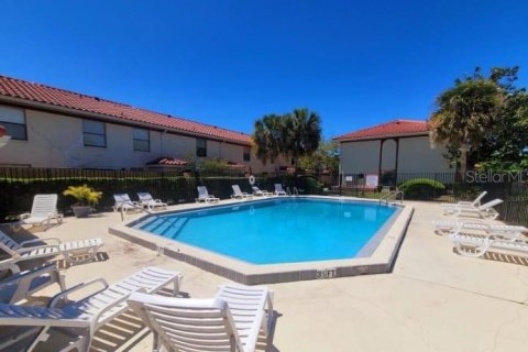 Townhouse in Orlando, Florida 2 bedrooms, 102.56 sq.m. № 1873080 - photo 16