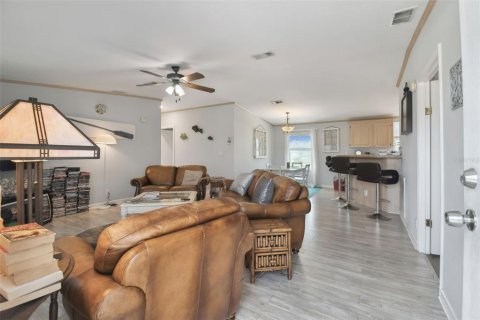 House in Hudson, Florida 3 bedrooms, 125.6 sq.m. № 1574128 - photo 5