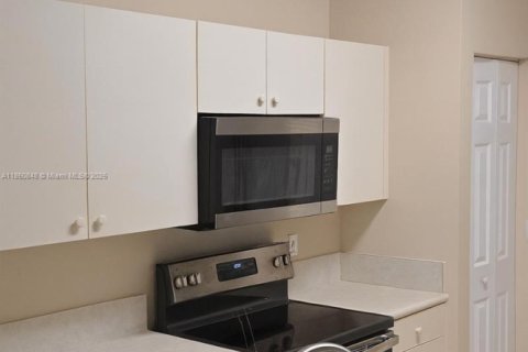 Adosado en venta en Lake Worth, Florida, 3 dormitorios, 121.61 m2 № 1854753 - foto 3