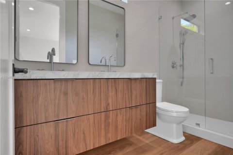 House in Miami, Florida 3 bedrooms, 160.07 sq.m. № 2152930 - photo 26