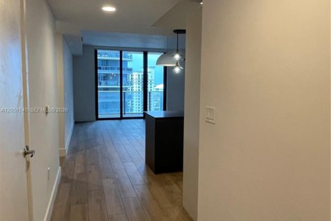 Copropriété à louer à Miami, Floride: 2 chambres, 95.5 m2 № 2193559 - photo 14