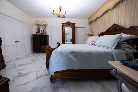 Купить виллу или дом в Майами, Флорида 4 спальни, 216.65м2, № 2068992 - фото 17