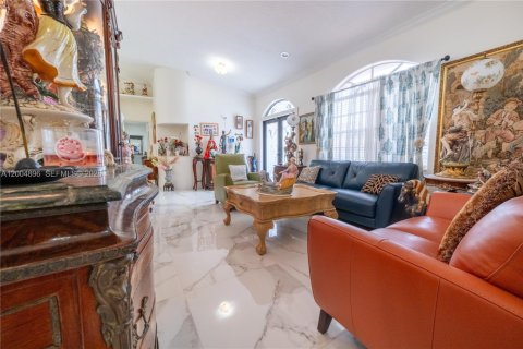 Купить виллу или дом в Майами, Флорида 4 спальни, 216.65м2, № 2068992 - фото 6