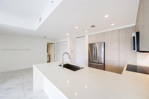 Apartment in Sunrise, Florida 2 bedrooms, 97.55 sq.m. № 2019336 - photo 26