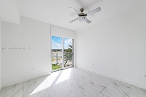 Apartment in Sunrise, Florida 2 bedrooms, 97.55 sq.m. № 2019336 - photo 15