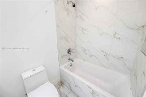 Apartment in Sunrise, Florida 2 bedrooms, 97.55 sq.m. № 2019336 - photo 20