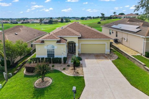 Villa ou maison à Summerfield, Floride 3 chambres, 237.46 m2 № 2413456