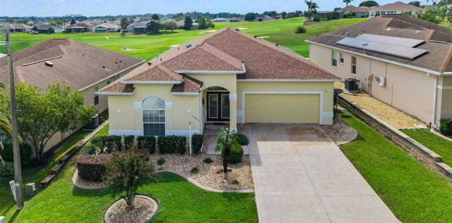 Villa ou maison à Summerfield, Floride 3 chambres, 237.46 m2 № 2413456