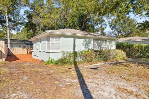 Casa en alquiler en Tampa, Florida, 2 dormitorios, 82.22 m2 № 2342270 - foto 2