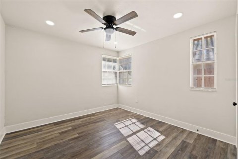Casa en alquiler en Tampa, Florida, 2 dormitorios, 82.22 m2 № 2342270 - foto 12