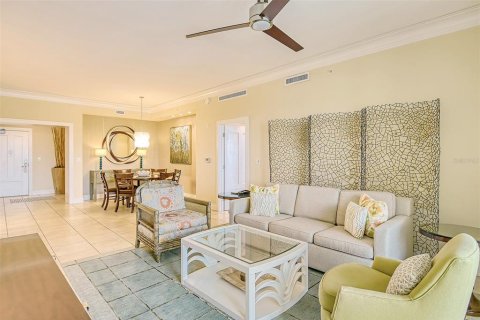 Condo in Sarasota, Florida, 3 bedrooms  № 2213902 - photo 9