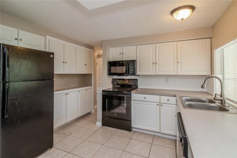 House in Holiday, Florida 2 bedrooms, 104.79 sq.m. № 1905947 - photo 7