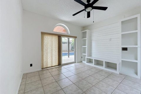 Villa ou maison à vendre à Oviedo, Floride: 4 chambres, 164.07 m2 № 2329249 - photo 15